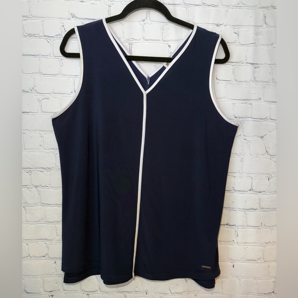 Anne Klein size large navy blue tank top